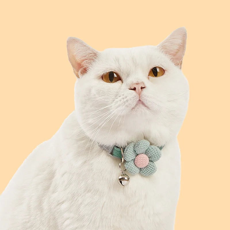 Cute Knitting Flower Bell Collar Adjustable Cat Necklace Pet Collar Traction Safety Buckle Necklace Small Dog Dog Supplies